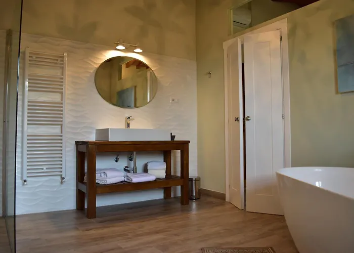 San Michele 바르베리노 디 발 델사